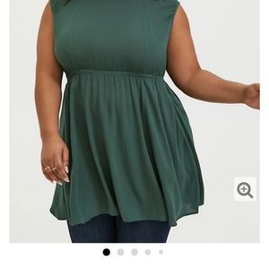 Sleeveless baby doll top